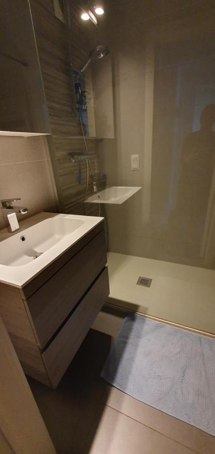 3 Bedroom Apartment Nearby The Sea Остенде Екстериор снимка